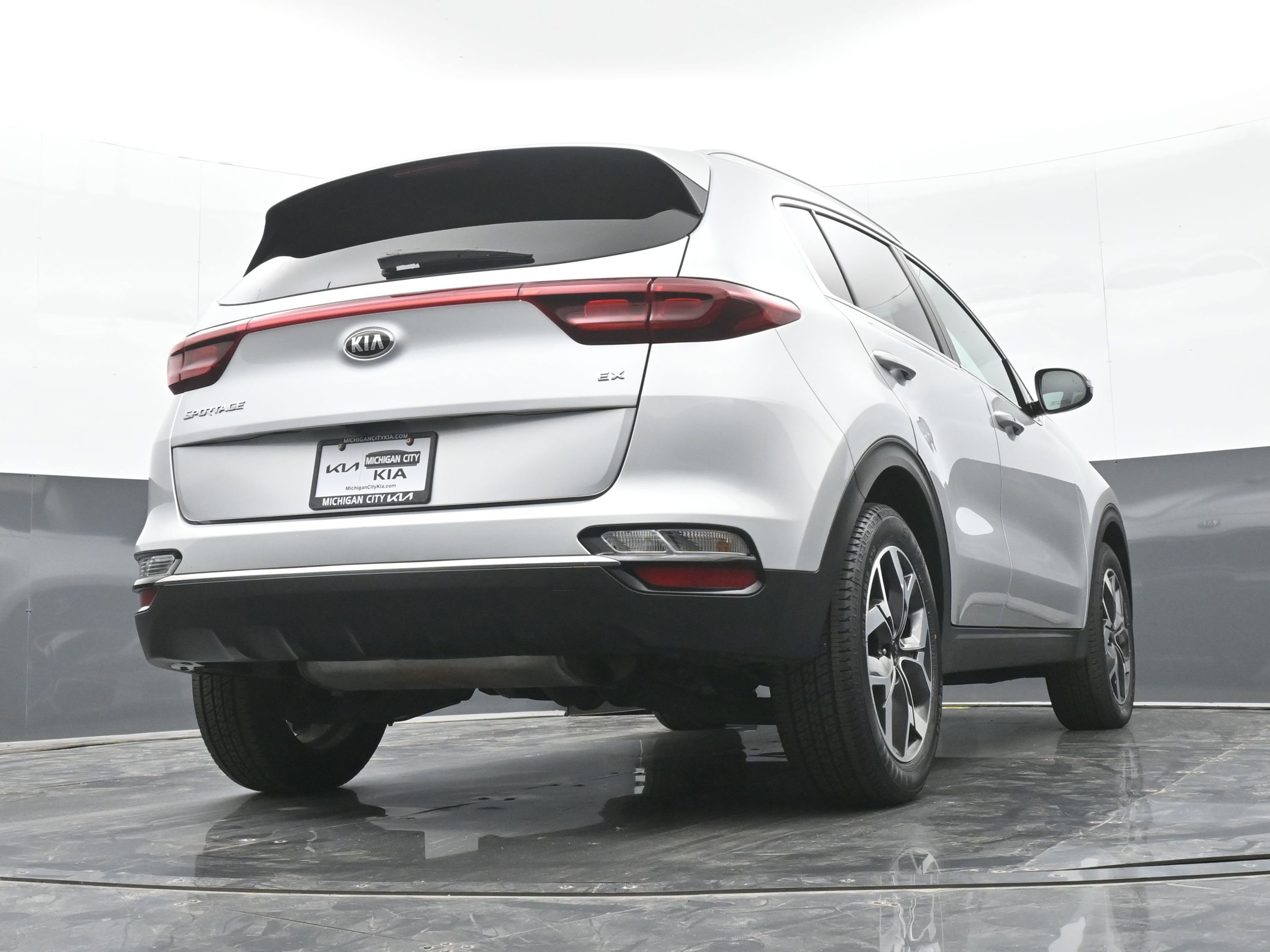 Used 2020 Kia Sportage EX FWD image 39
