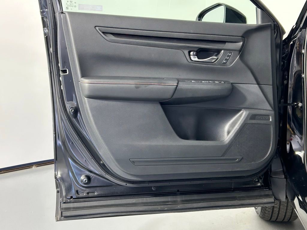 Used 2025 Honda CR-V Sport-L image 33