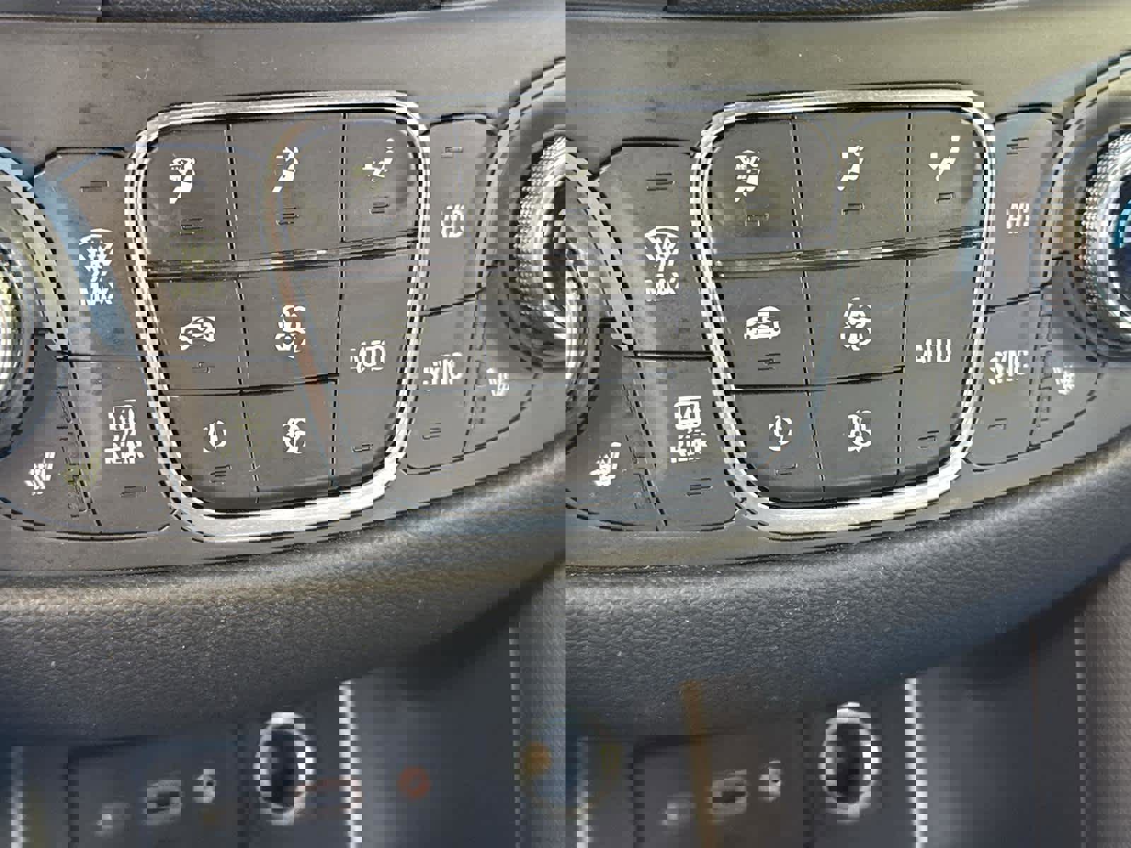 Certified 2024 Chevrolet Equinox LT image 20