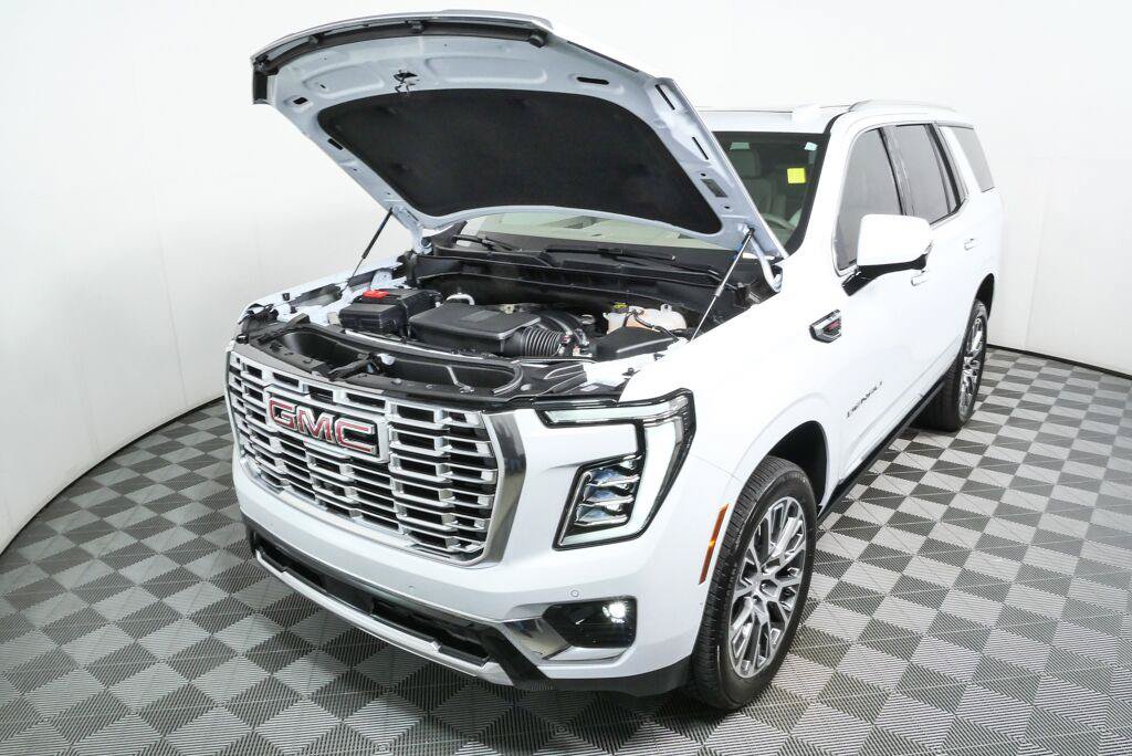 Certified 2026 GMC Yukon Denali w/ Sun & Power Step Package AWD/4WD image 31