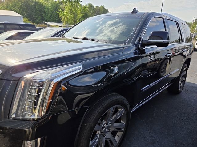 Used 2017 Cadillac Escalade Premium Luxury image 8