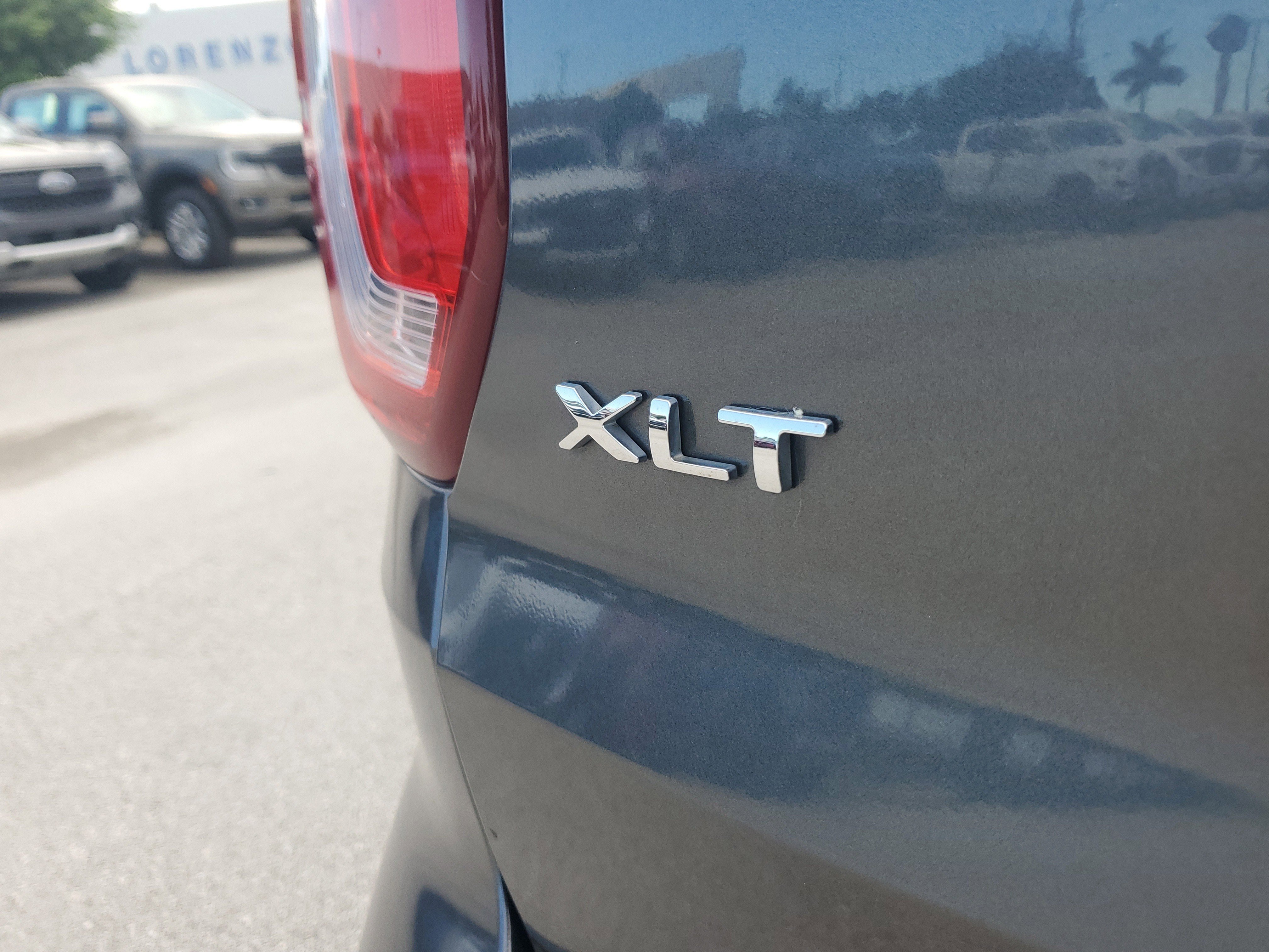 Used 2019 Ford Explorer XLT w/ Equipment Group 201A image 30