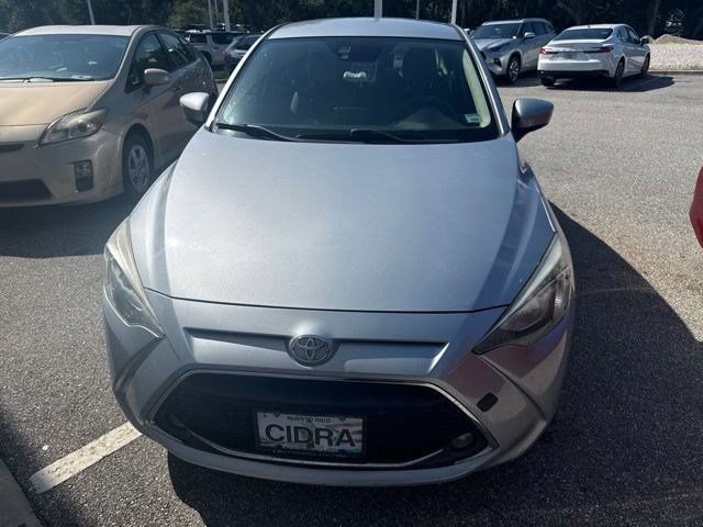 Used 2019 Toyota Yaris LE FWD image 2
