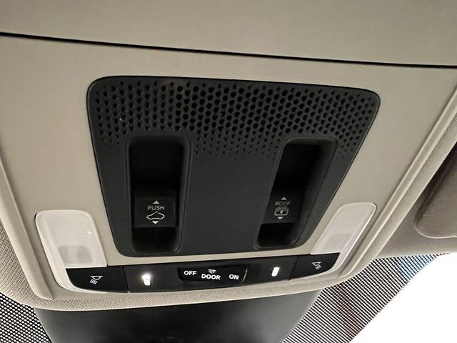 New 2025 Honda Pilot Touring image 22