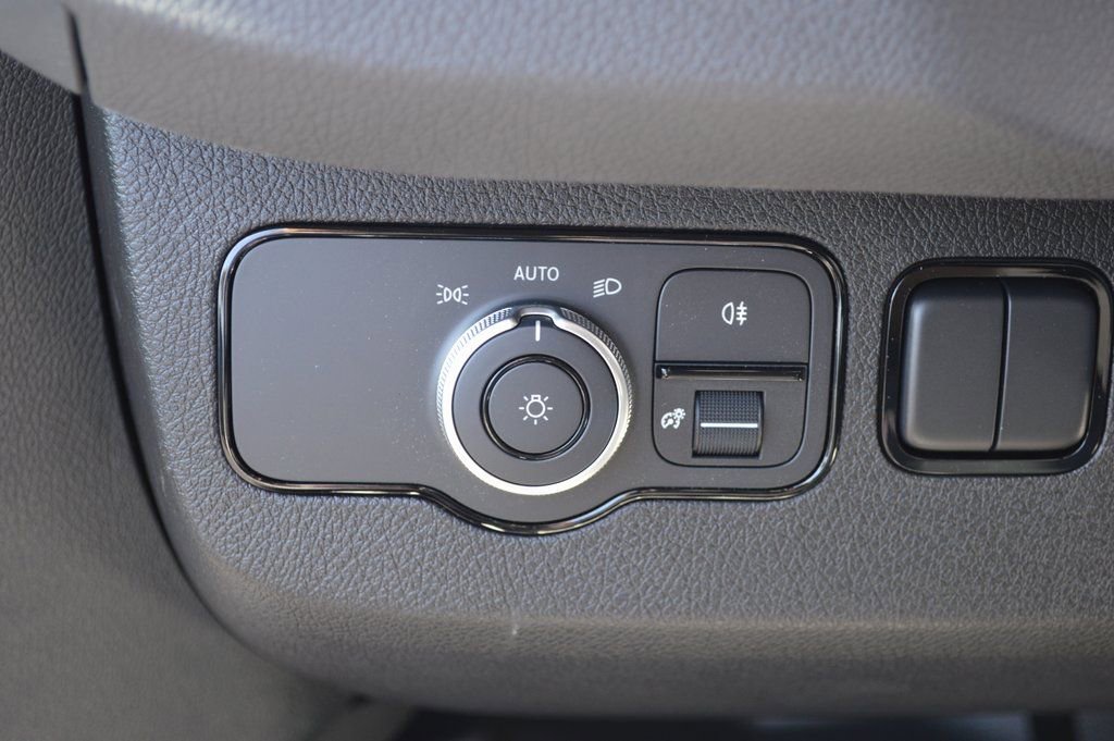 New 2026 Mercedes-Benz Sprinter 144 Cargo image 32