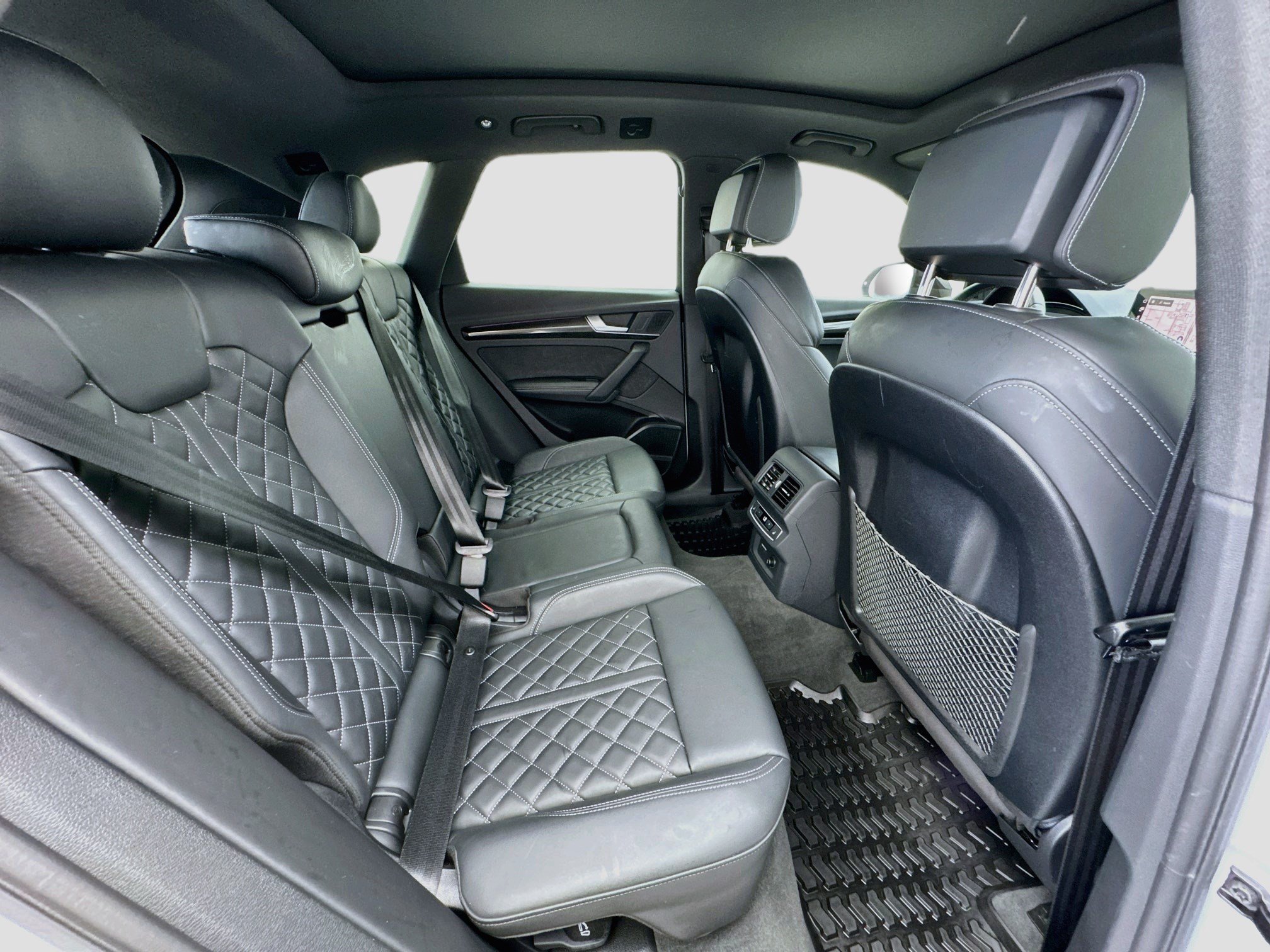 Used 2023 Audi SQ5 Prestige AWD/4WD image 19