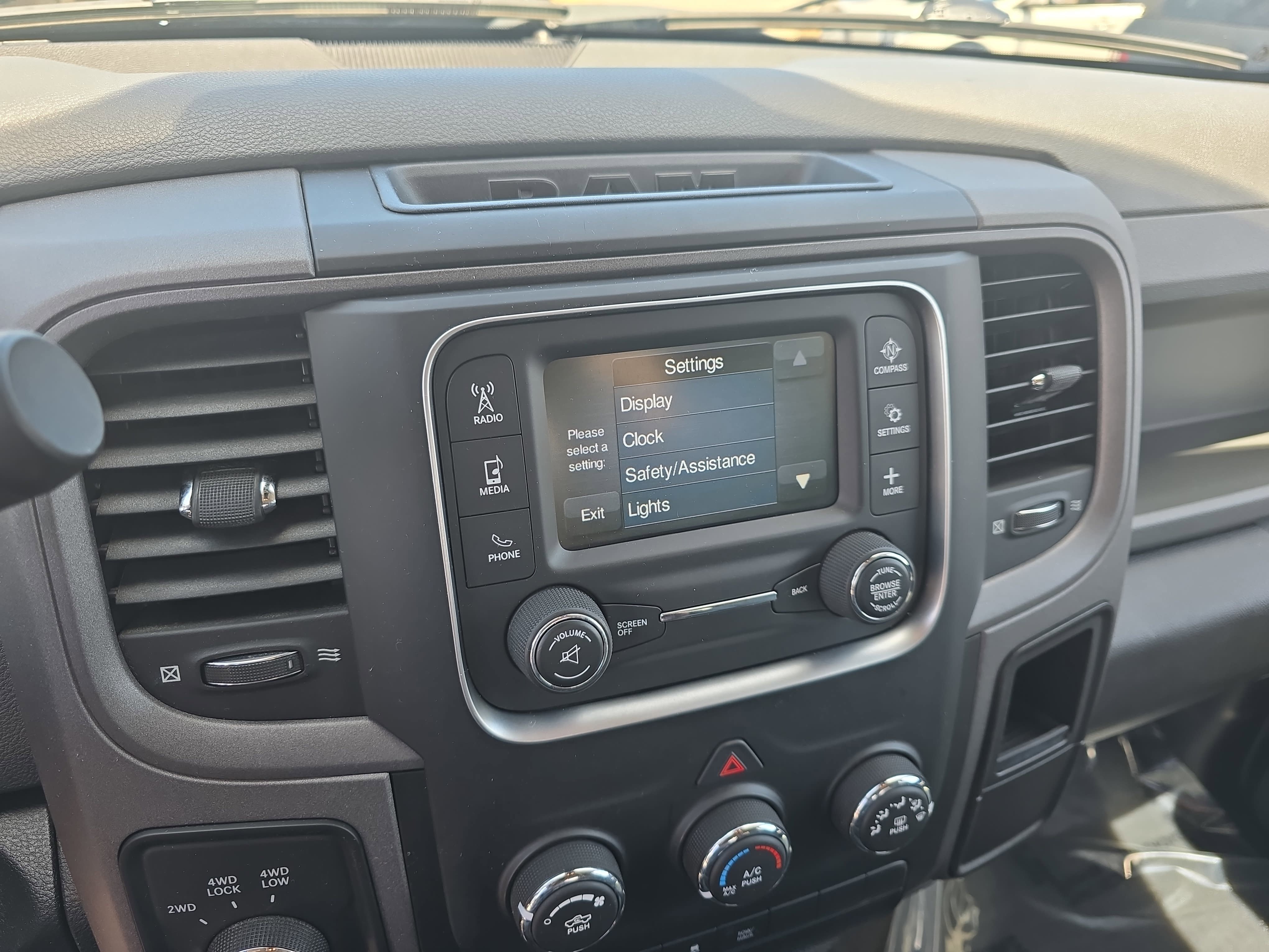 Used 2013 RAM 1500 Express AWD/4WD image 19