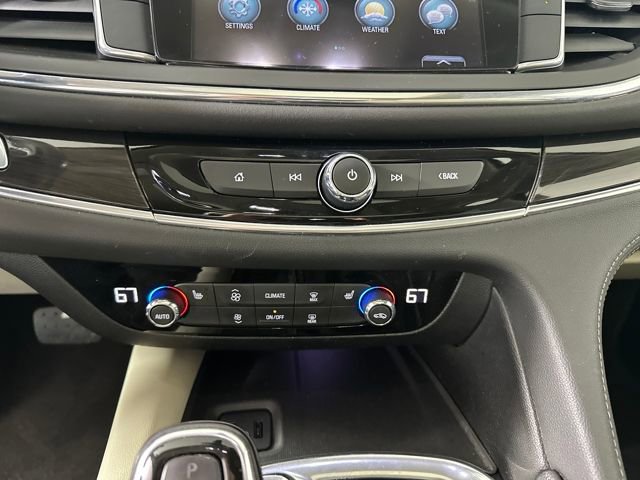 Used 2019 Buick Enclave Essence image 23