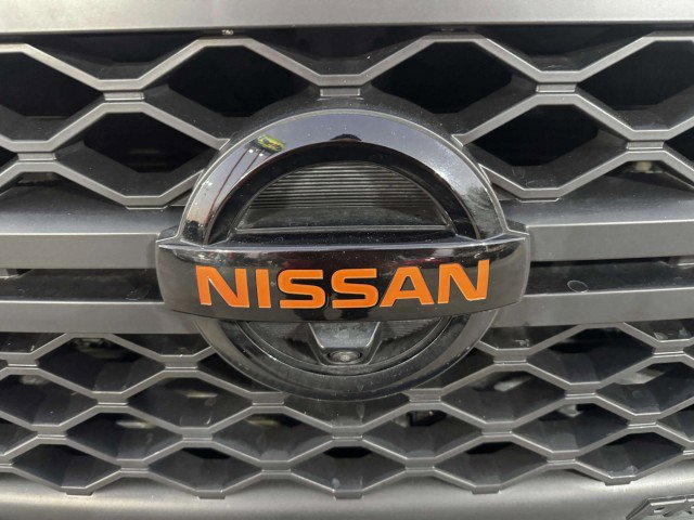 Used 2021 Nissan Titan PRO-4X w/ Pro-4x Convenience Package image 10