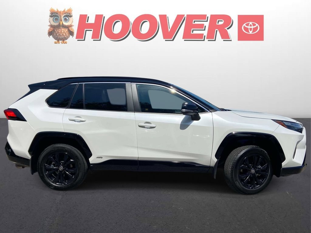 Used 2024 Toyota RAV4 XSE AWD/4WD image 2