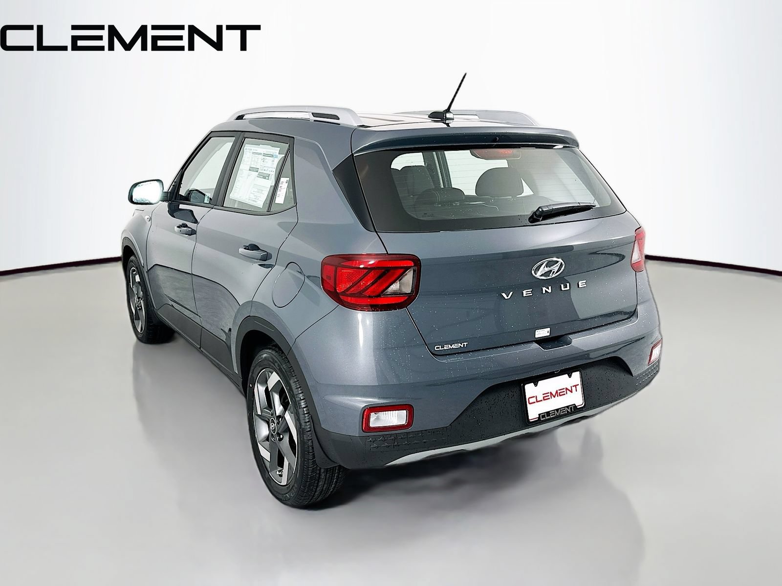 Certified 2026 Hyundai Venue SEL FWD image 10