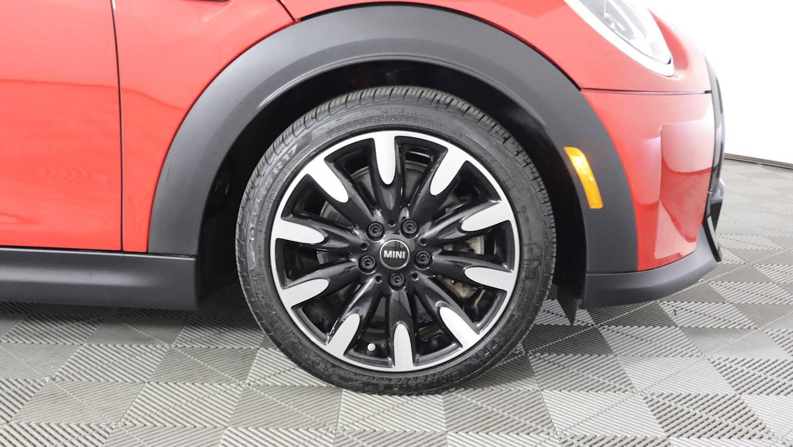 Used 2024 MINI Cooper S FWD image 8