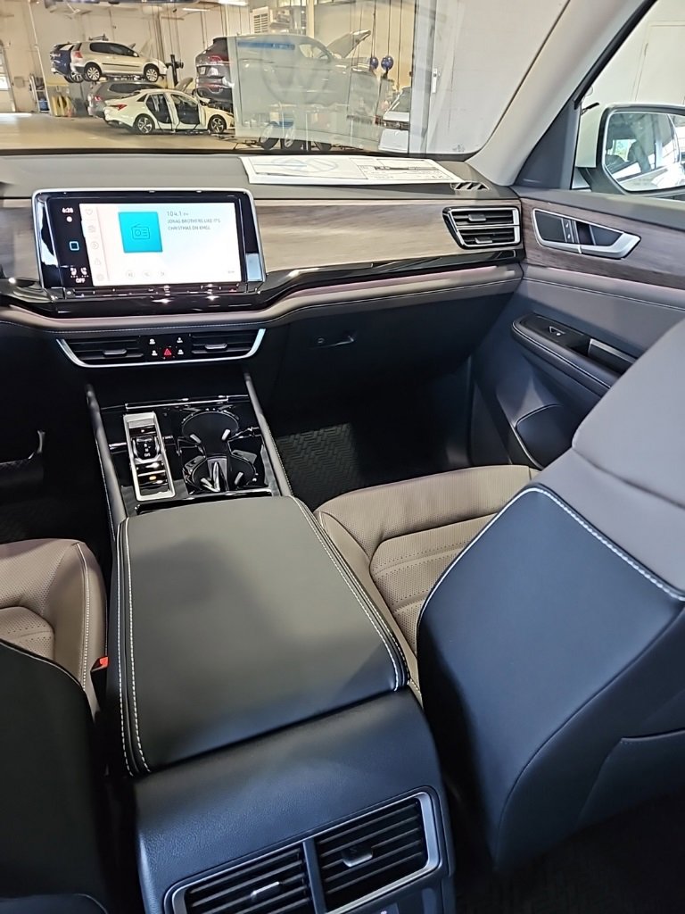 New 2026 Volkswagen Atlas SEL image 26