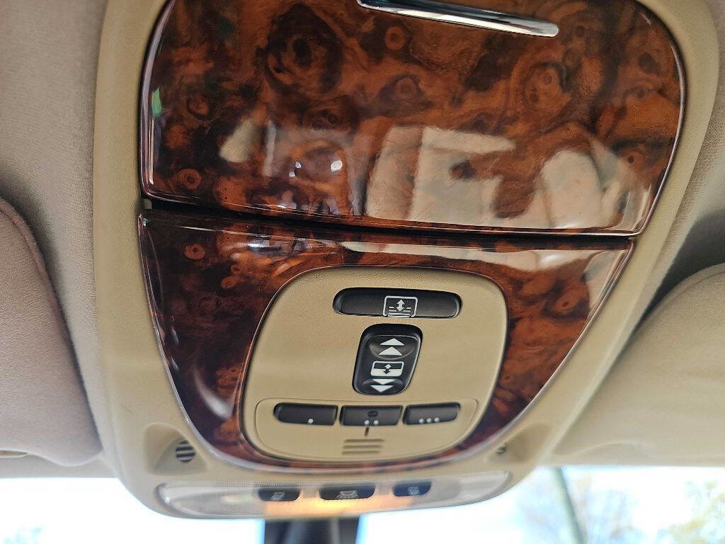 Used 2005 Jaguar S-TYPE 4.2 image 19