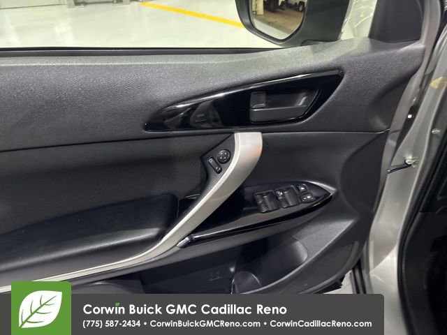 Used 2019 Mitsubishi Eclipse Cross LE image 11