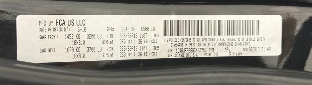 Used 2016 Jeep Grand Cherokee Laredo 75th Anniversary AWD/4WD image 27