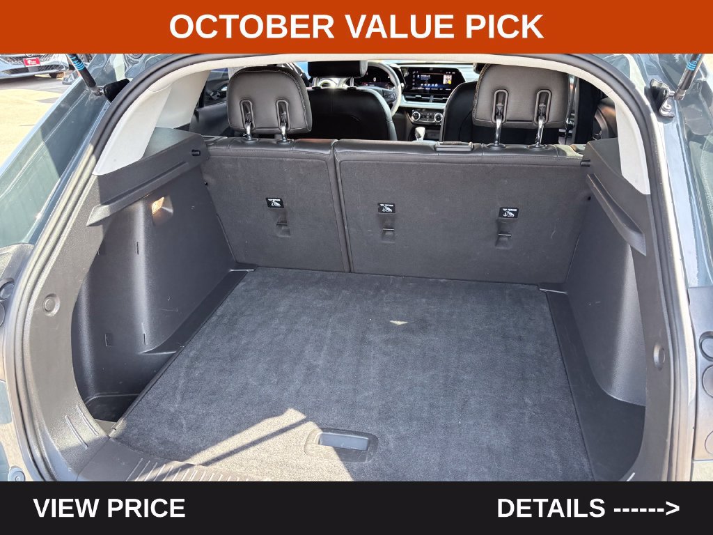 Used 2025 Chevrolet Trax LT FWD image 27