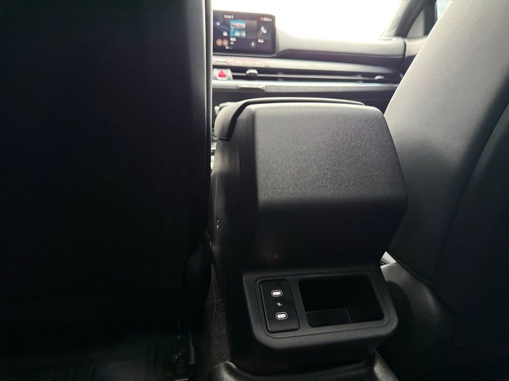 Used 2025 Kia K4 GT-Line w/ GT-Line Sunroof Package image 25