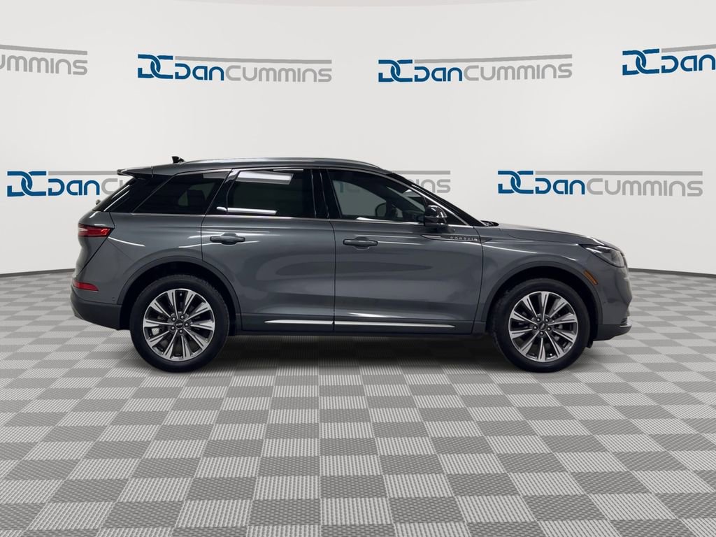 Used 2022 Lincoln Corsair Reserve w/ Equipment Group 201A image 9