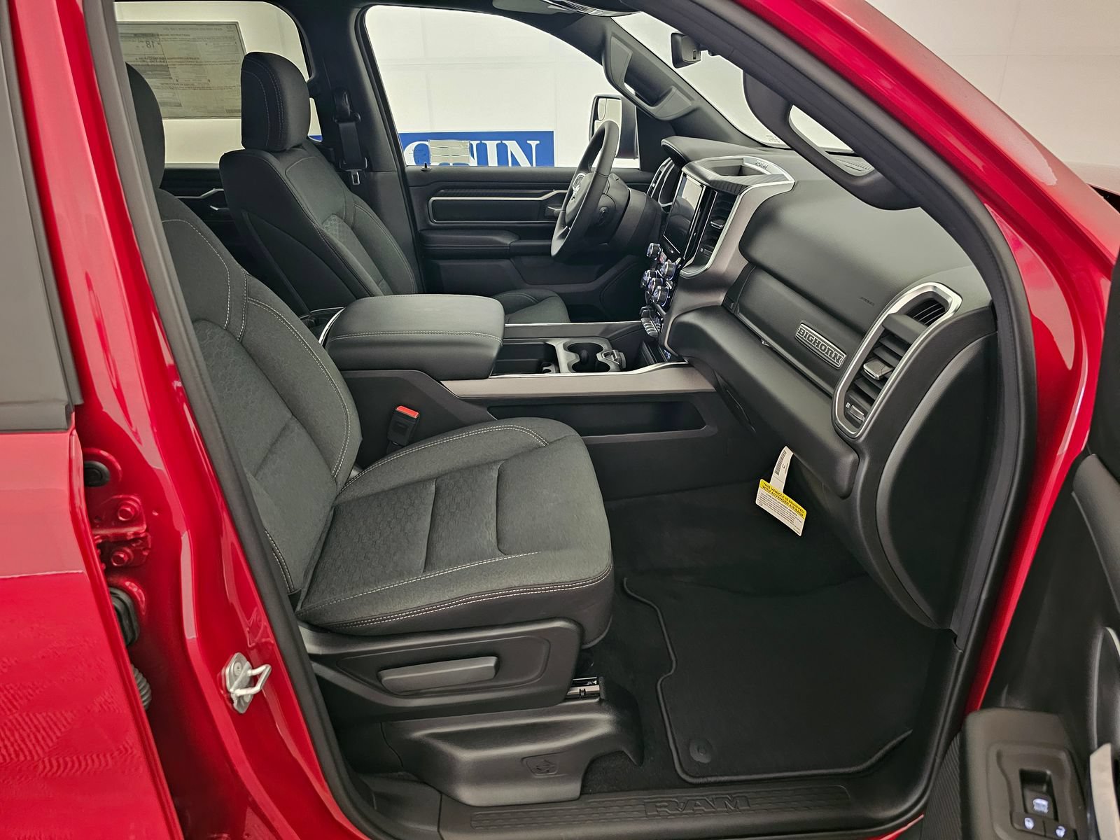 New 2026 RAM 1500 Big Horn AWD/4WD image 23