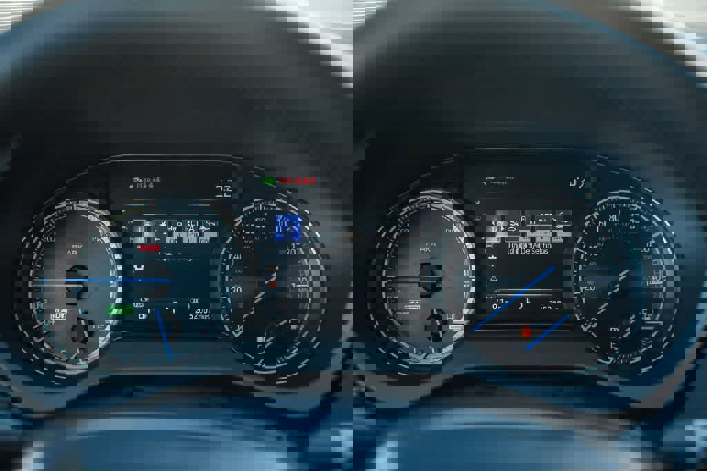 Used 2024 Toyota Venza LE AWD/4WD image 23