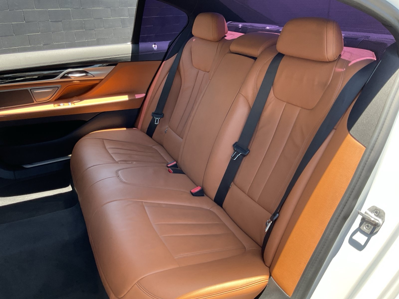 Used 2022 BMW 740i w/ M Sport Package RWD image 19