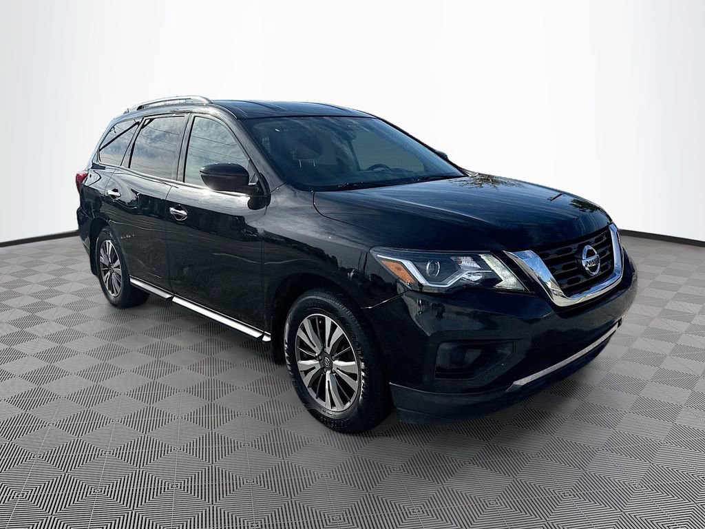 Used 2020 Nissan Pathfinder S image 3