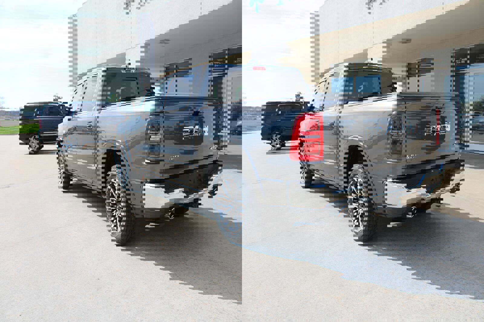 Used 2026 RAM 1500 Limited w/ Bed Utility Group image 8