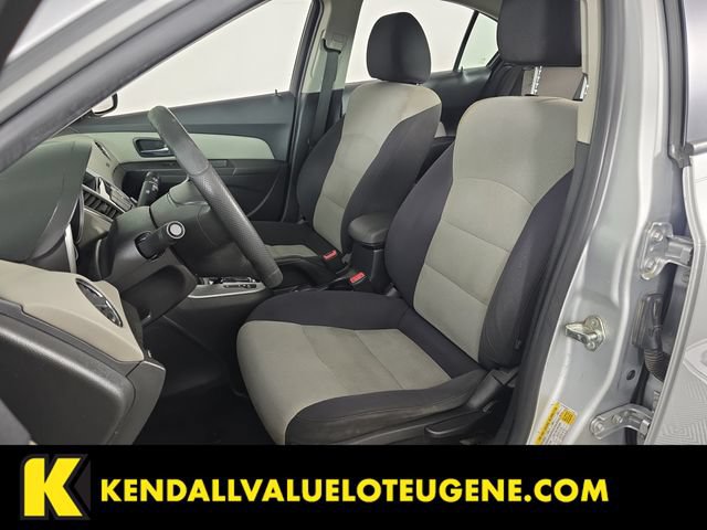 Used 2015 Chevrolet Cruze LS FWD image 15