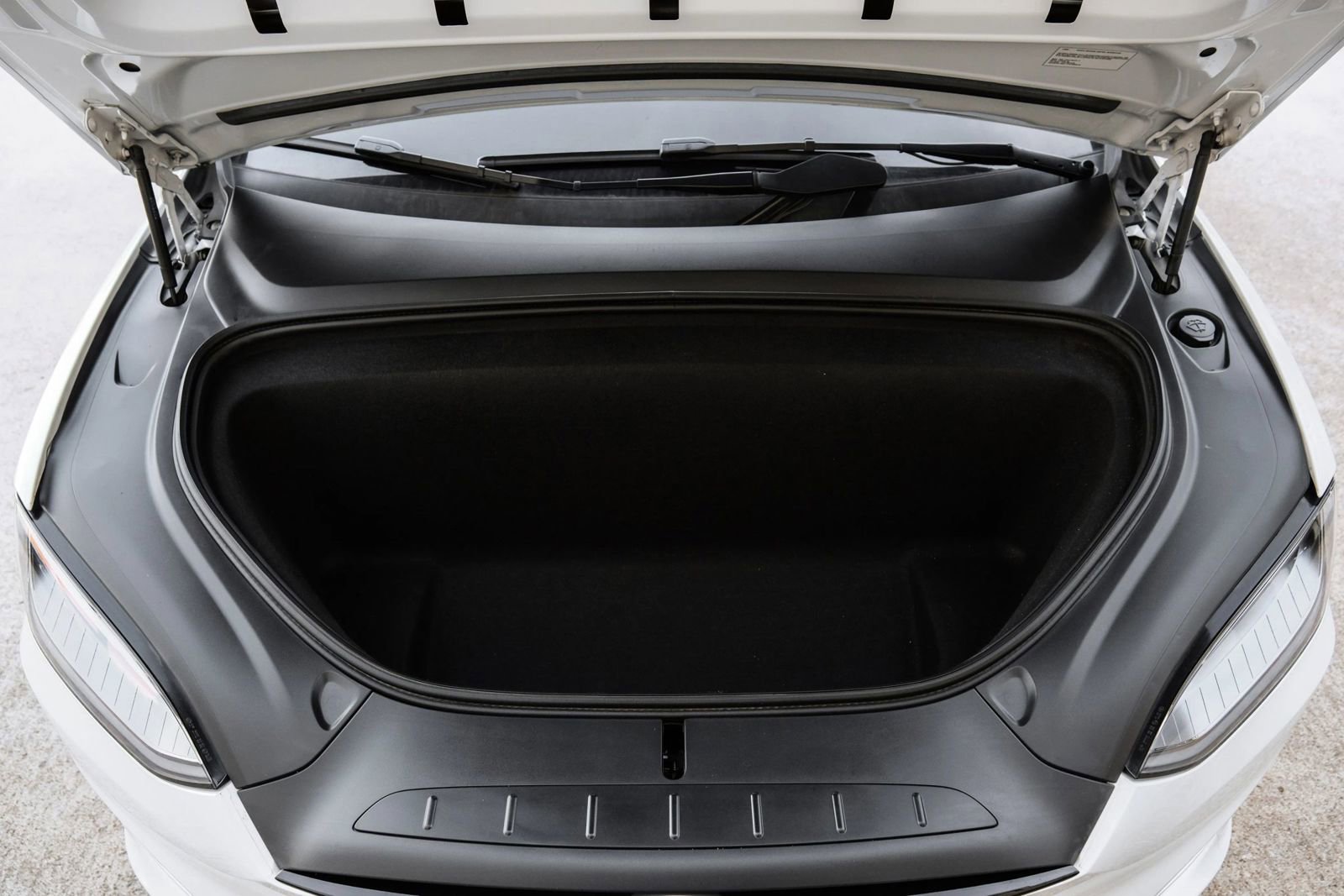 Used 2023 Tesla Model X Plaid image 67