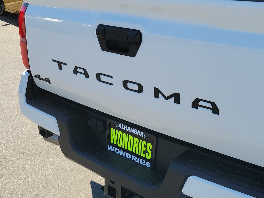 New 2026 Toyota Tacoma TRD Off-Road AWD/4WD image 7