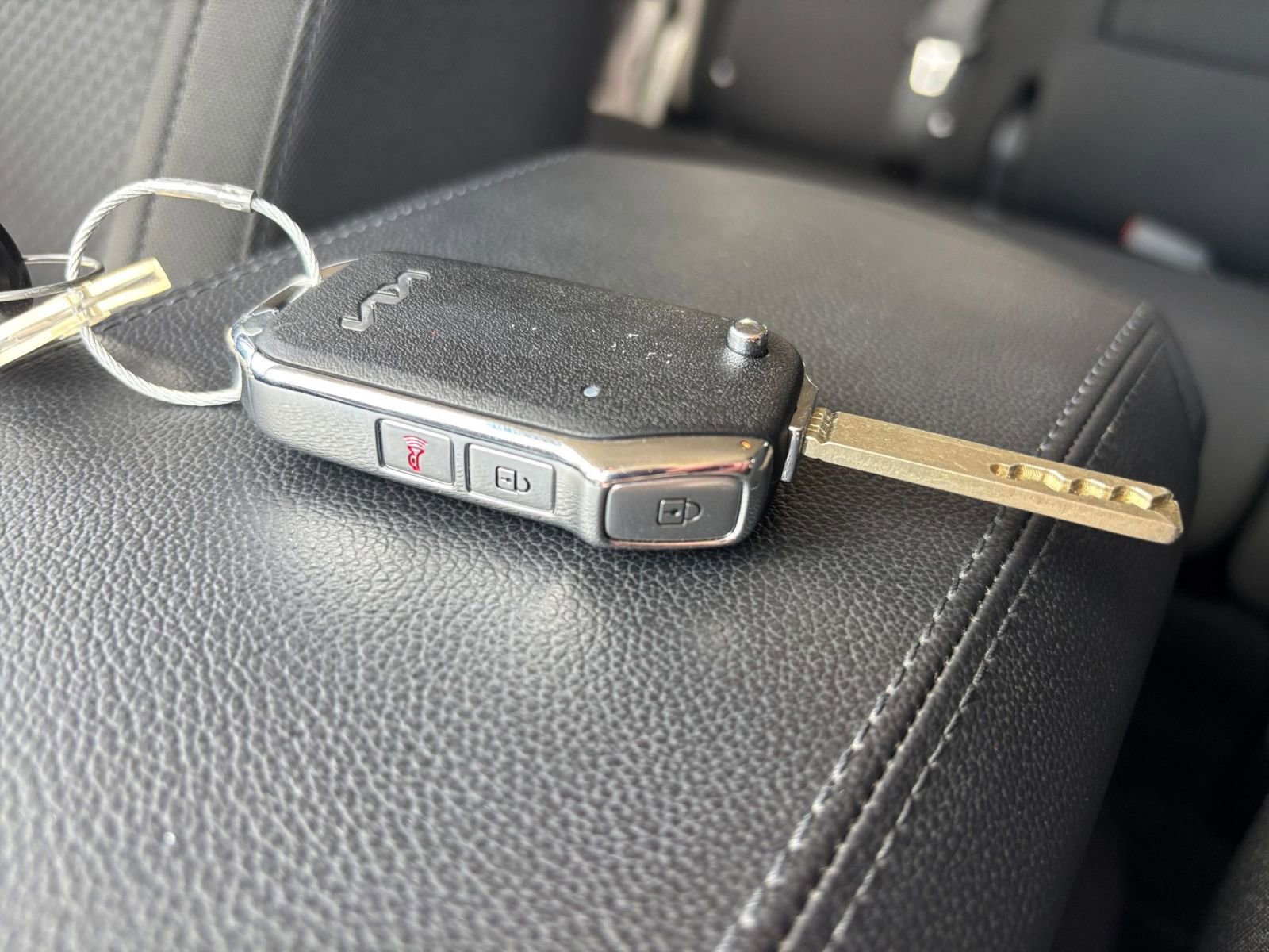 Used 2025 Kia Sportage LX image 21