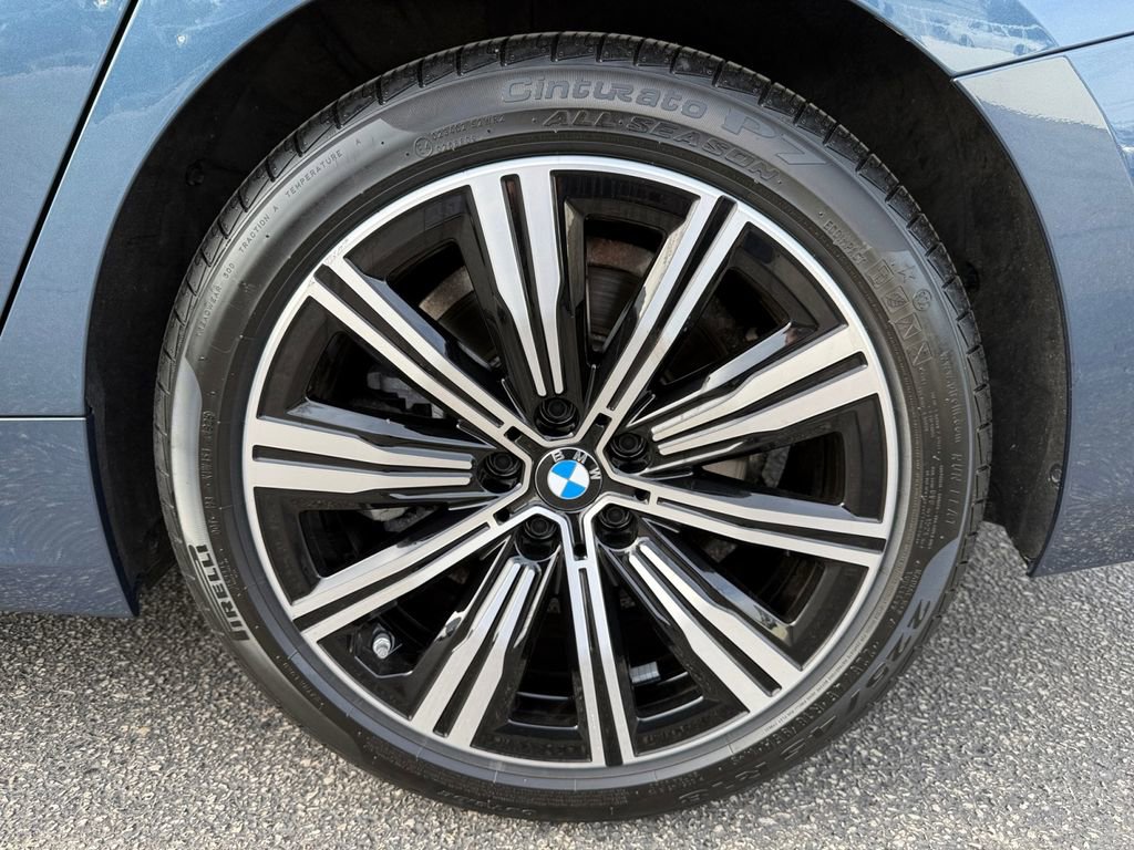 Certified 2025 BMW 330i xDrive Sedan image 16