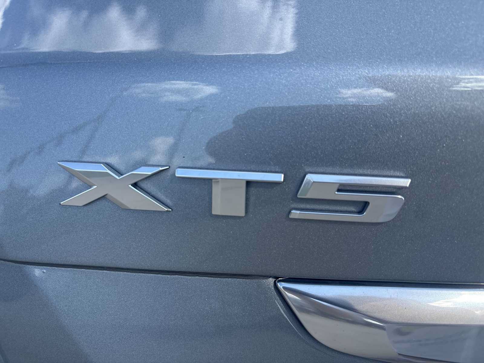 Certified 2025 Cadillac XT5 Sportv w/ Technology Package AWD/4WD image 34