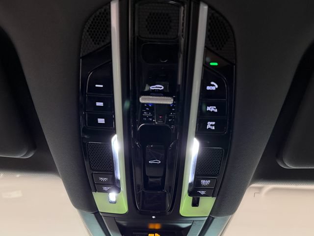 Certified 2019 Porsche Cayenne S AWD/4WD image 21