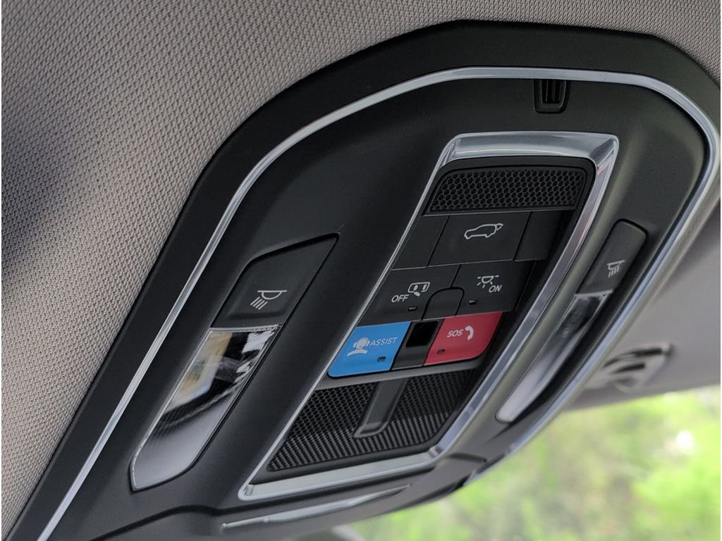 Used 2023 Jeep Wagoneer 4WD image 29