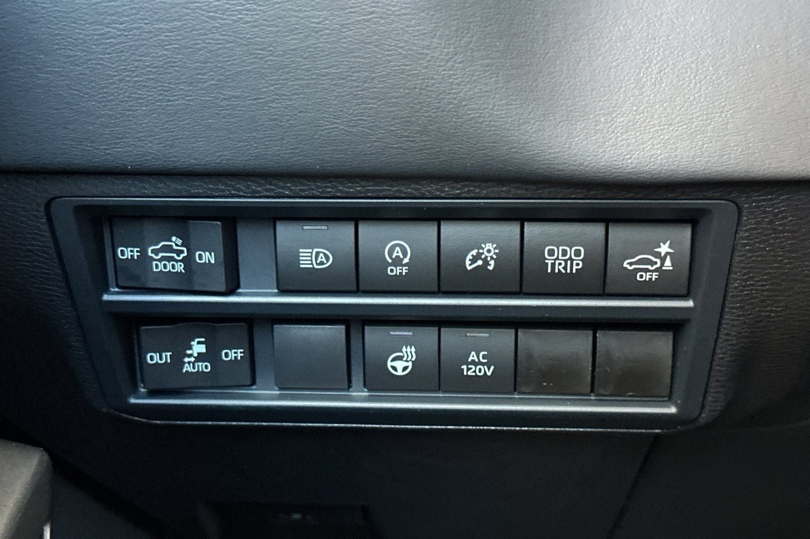 New 2026 Toyota Tundra Platinum AWD/4WD image 29