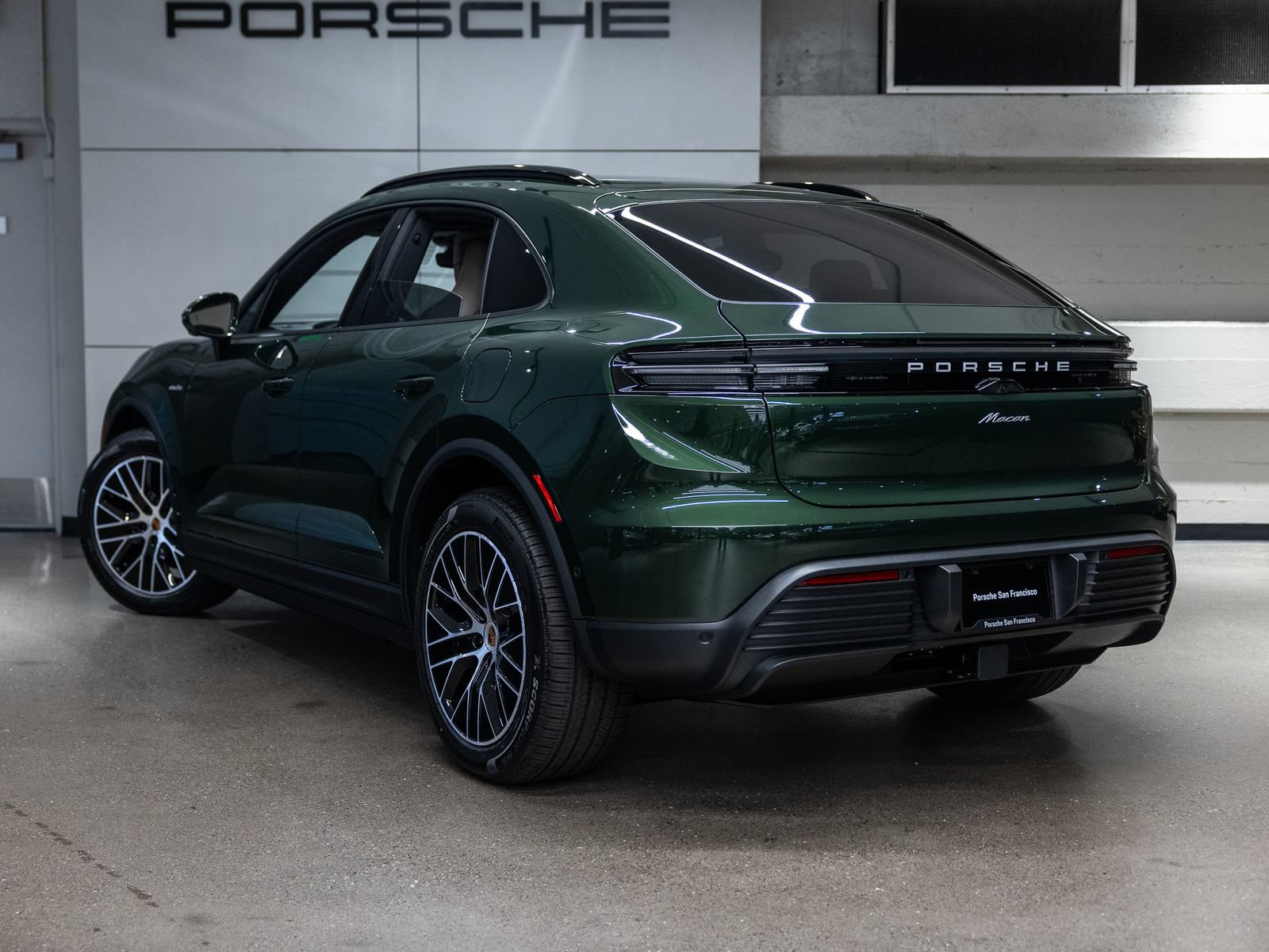 New 2026 Porsche Macan Electric RWD image 3