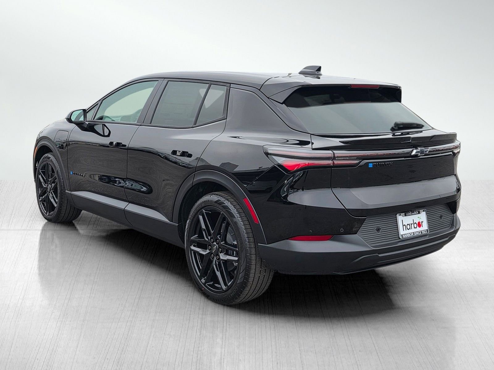 New 2026 Chevrolet Equinox EV LT w/ LPO, Blackout Package image 5