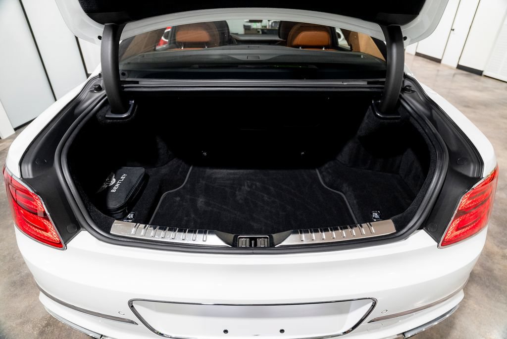 Used 2023 Bentley Flying Spur W12 AWD/4WD image 27