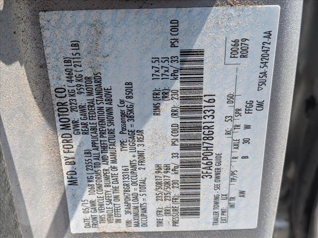 Used 2016 Ford Fusion SE FWD image 14