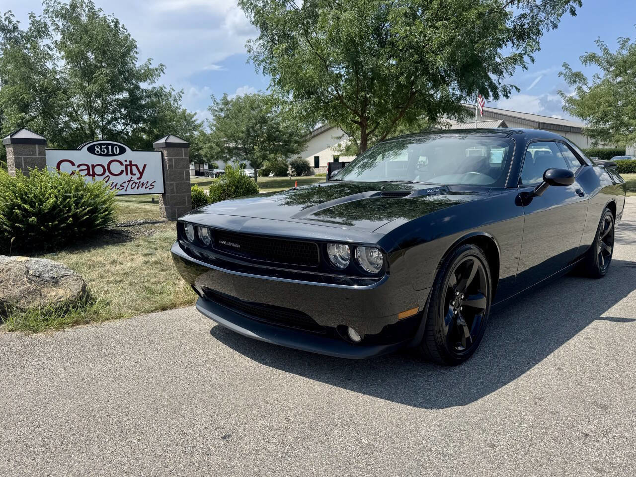 Used 2013 Dodge Challenger R/T Plus image 1
