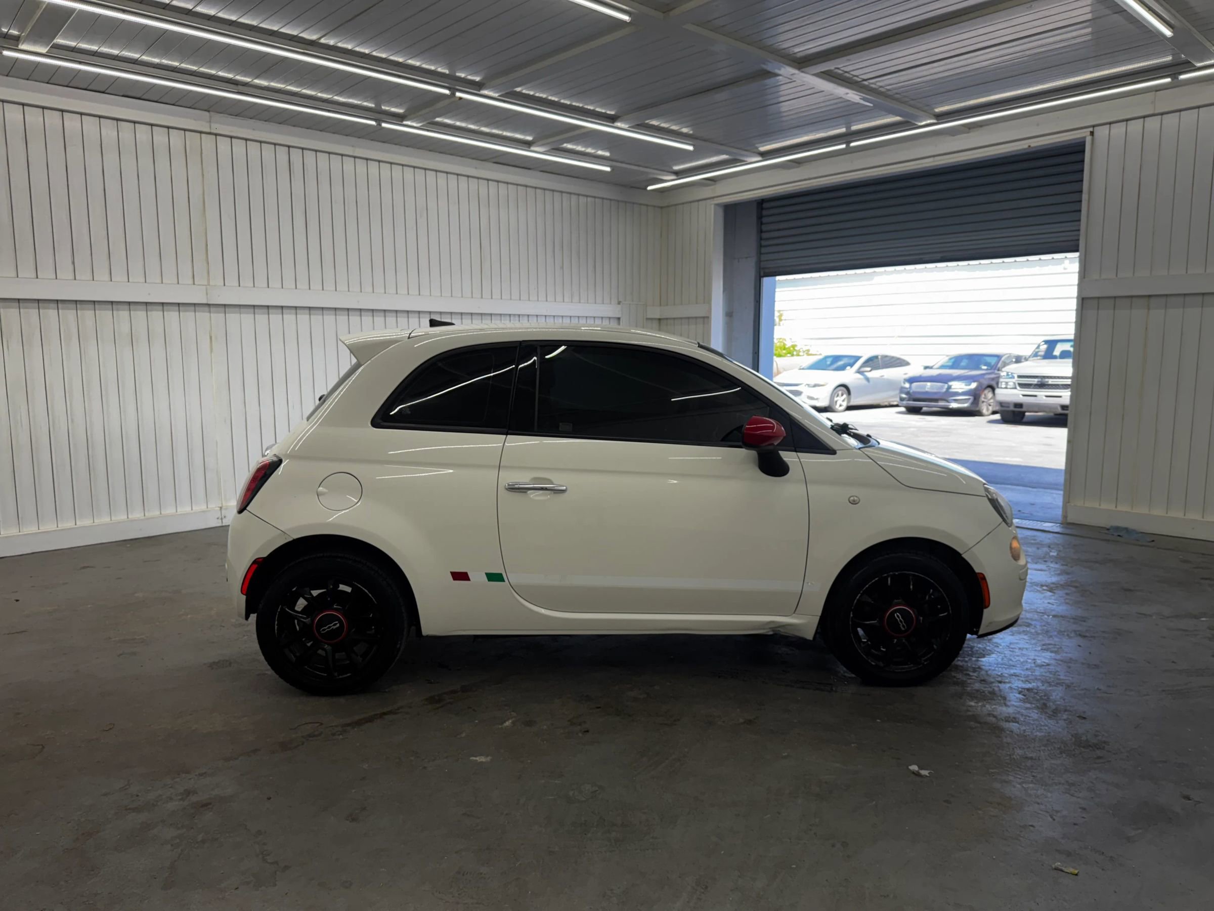 Used 2016 FIAT 500 Pop w/ Italia Package image 4