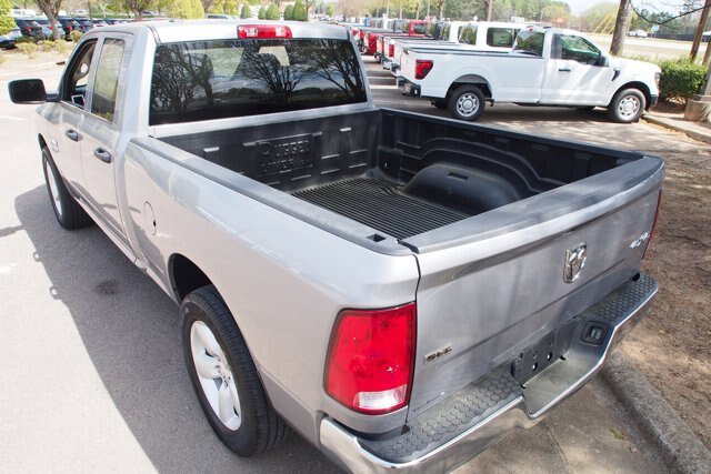 Used 2024 RAM 1500 Classic SLT AWD/4WD image 5