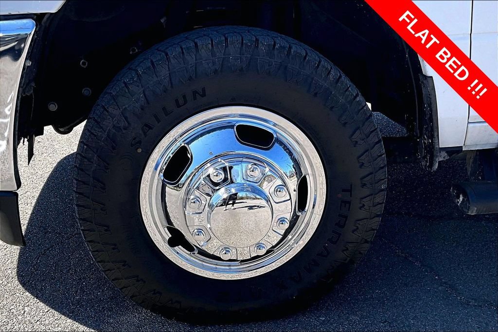 Used 2024 RAM 3500 Tradesman w/ Chrome Appearance Group AWD/4WD image 8