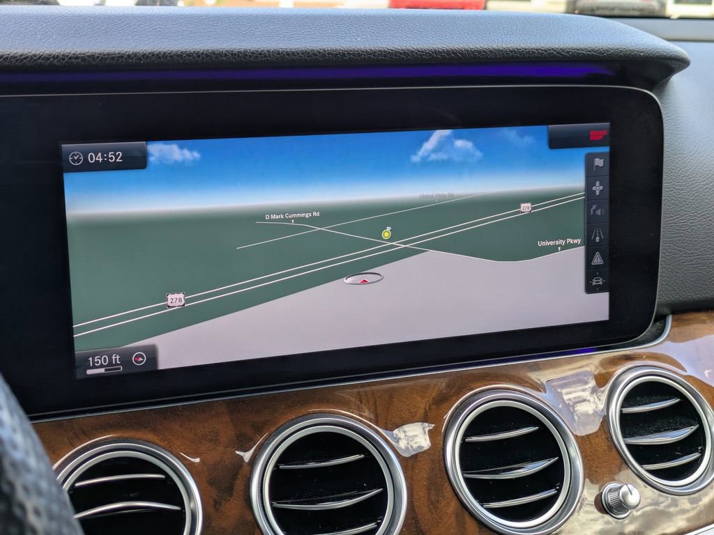 Used 2017 Mercedes-Benz E 300 image 21