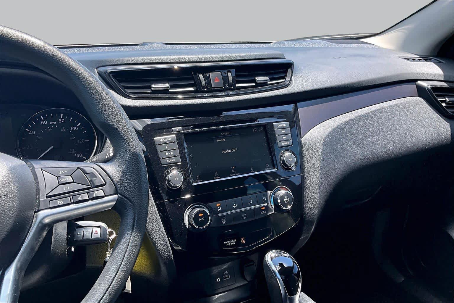 Used 2022 Nissan Rogue Sport S FWD image 7