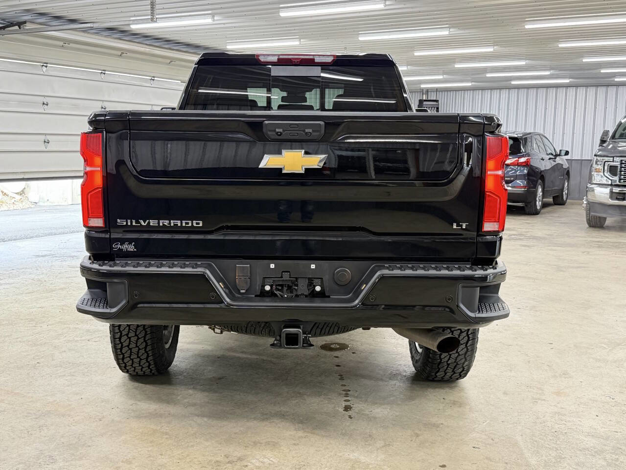 Used 2025 Chevrolet Silverado 2500 LT w/ Z71 Chrome Sport Edition image 4