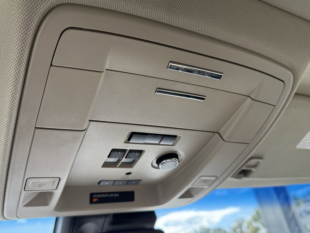 Used 2020 GMC Yukon XL SLT w/ Premium Edition image 37