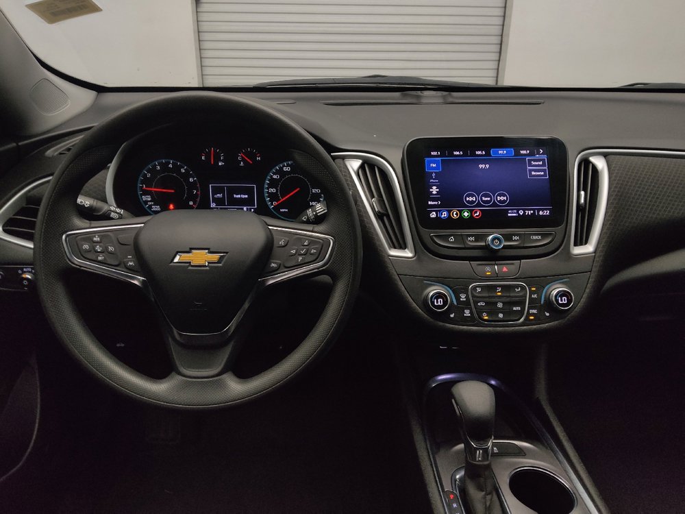 Used 2023 Chevrolet Malibu LT FWD image 22
